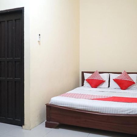 Oyo Flagship 1034 Pondok Mulia Guest House Syariah Balikpapan  Luaran gambar