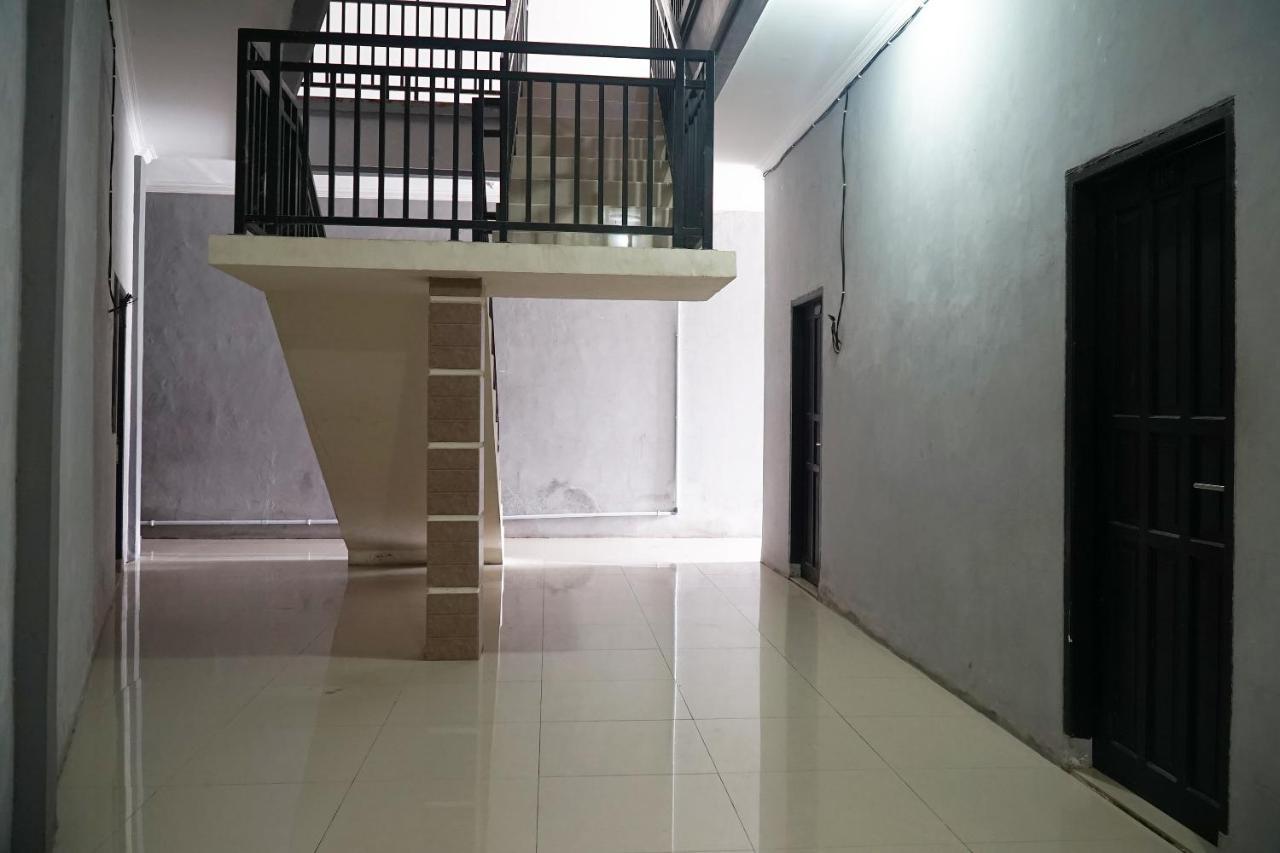 Oyo Flagship 1034 Pondok Mulia Guest House Syariah Balikpapan  Luaran gambar