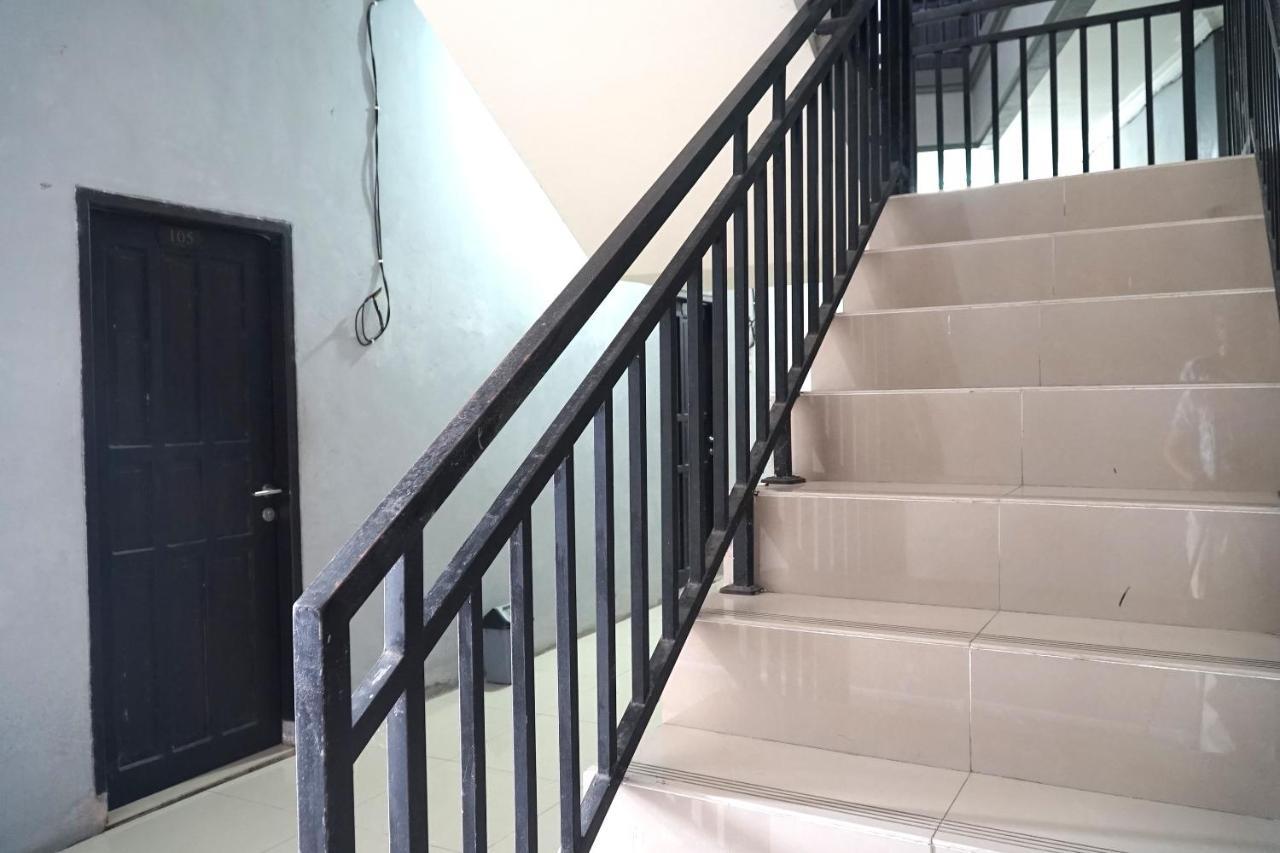 Oyo Flagship 1034 Pondok Mulia Guest House Syariah Balikpapan  Luaran gambar