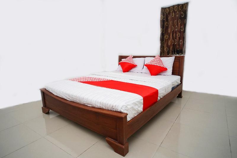 Oyo Flagship 1034 Pondok Mulia Guest House Syariah Balikpapan  Luaran gambar